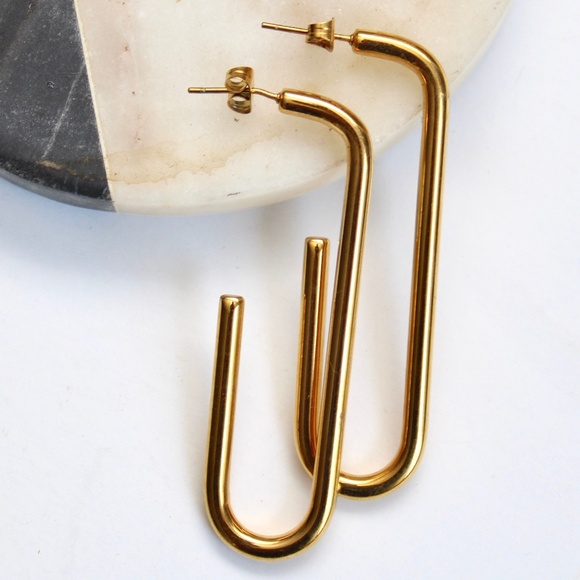 Vintage Gold Tone Rectangle Hoop Paper Clip Drop Hoop Pierced Earrings - Picture 3 of 5